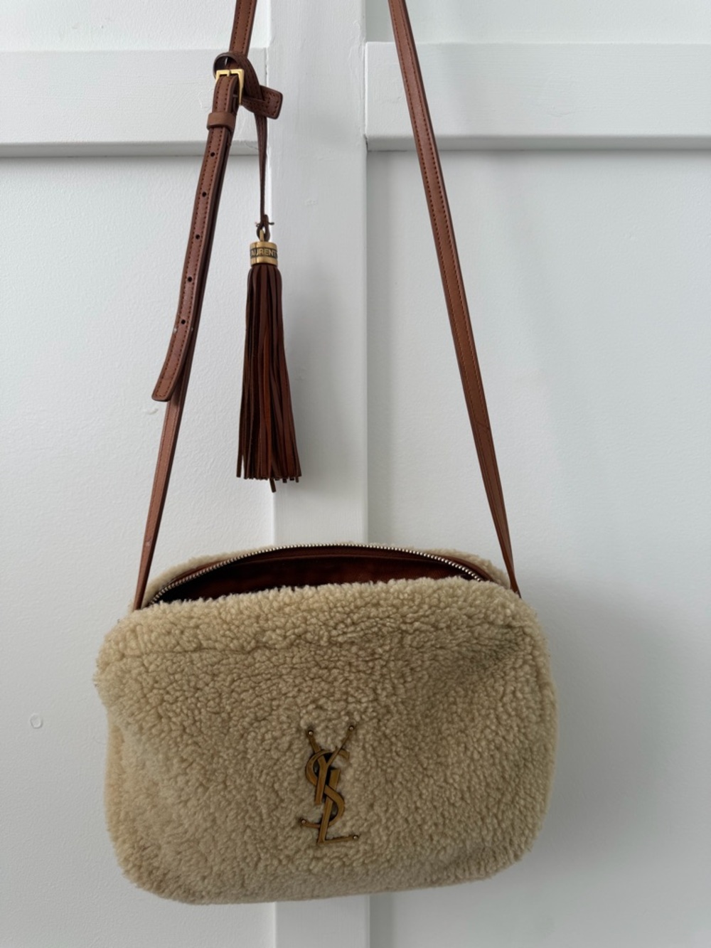 Yves Saint Laurent Beige Shearling Crossbody with Brown Leather Strap - Picture 3 of 4